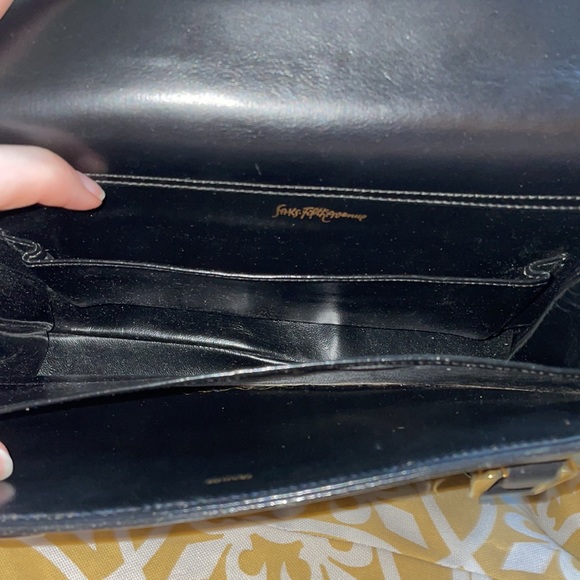 Saks Fifth Avenue Black Handbag - Picture 5 of 7